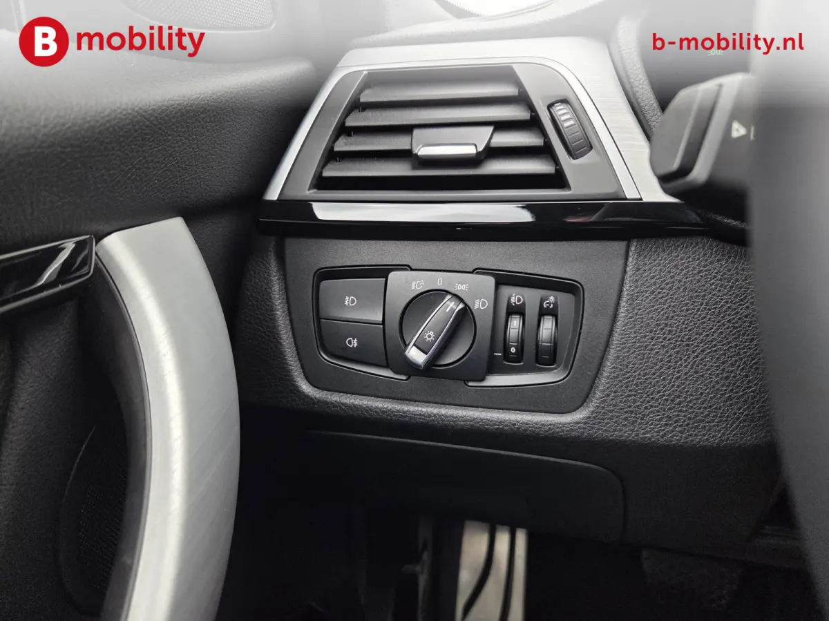 320i High Executive M-Sport Apple CarPlay NL Auto! | Hifi | DAB | Leer | Cruise Control | Navigatie
