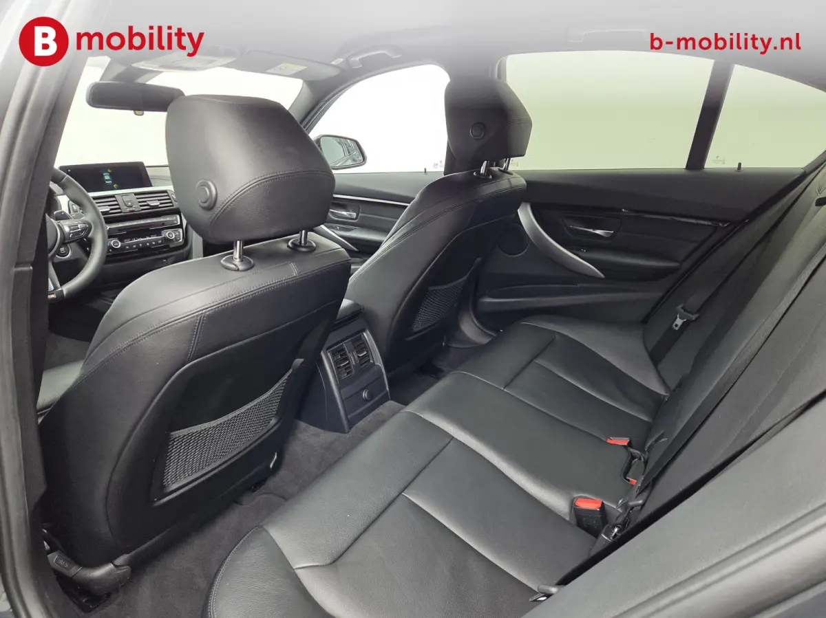320i High Executive M-Sport Apple CarPlay NL Auto! | Hifi | DAB | Leer | Cruise Control | Navigatie