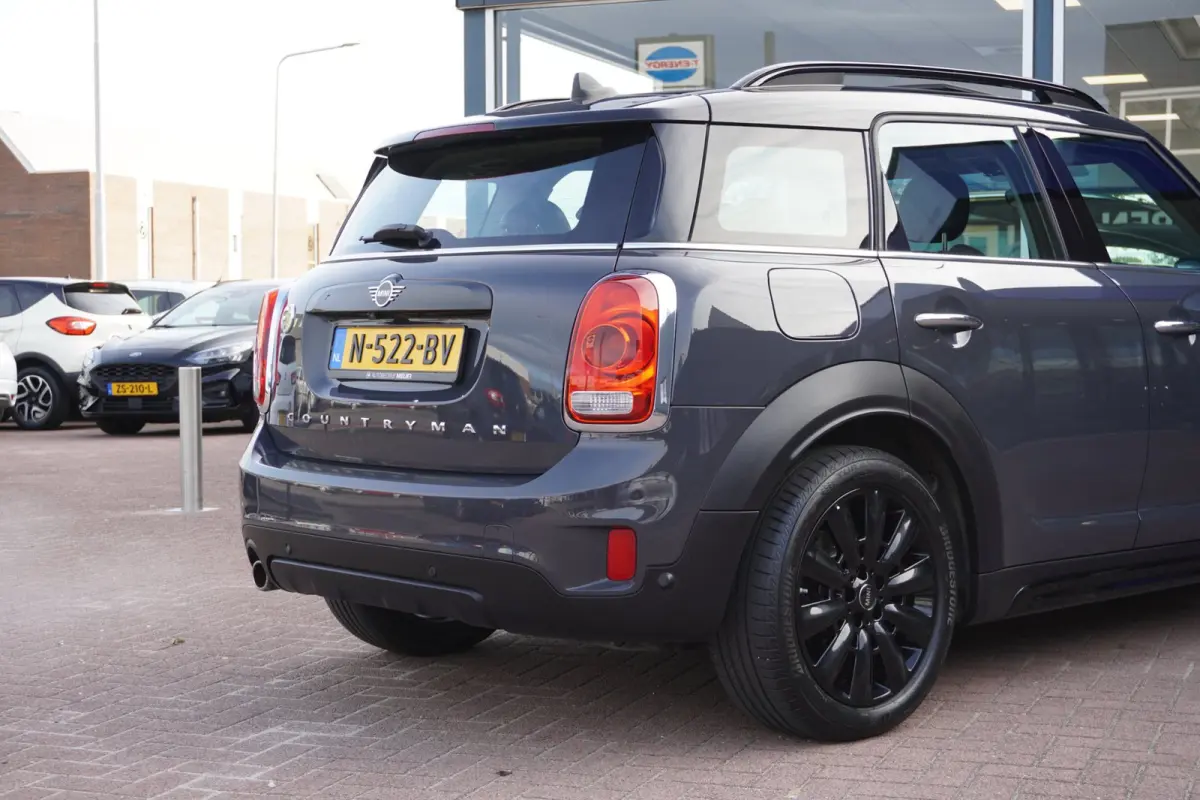 1.5 Cooper ALL4 Chili Automaat | Navigatie | CarPlay | Plugin | Vol opties | Inruil mogelijk