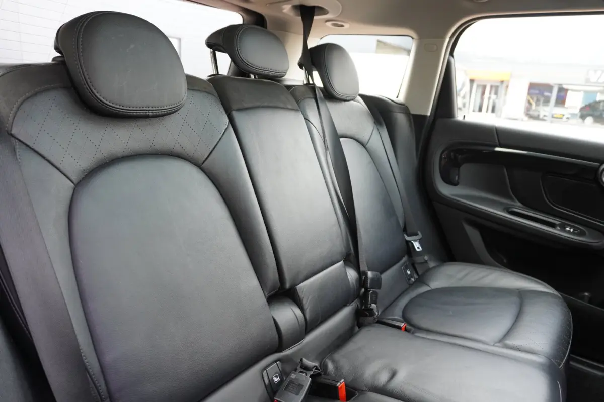 1.5 Cooper ALL4 Chili Automaat | Navigatie | CarPlay | Plugin | Vol opties | Inruil mogelijk