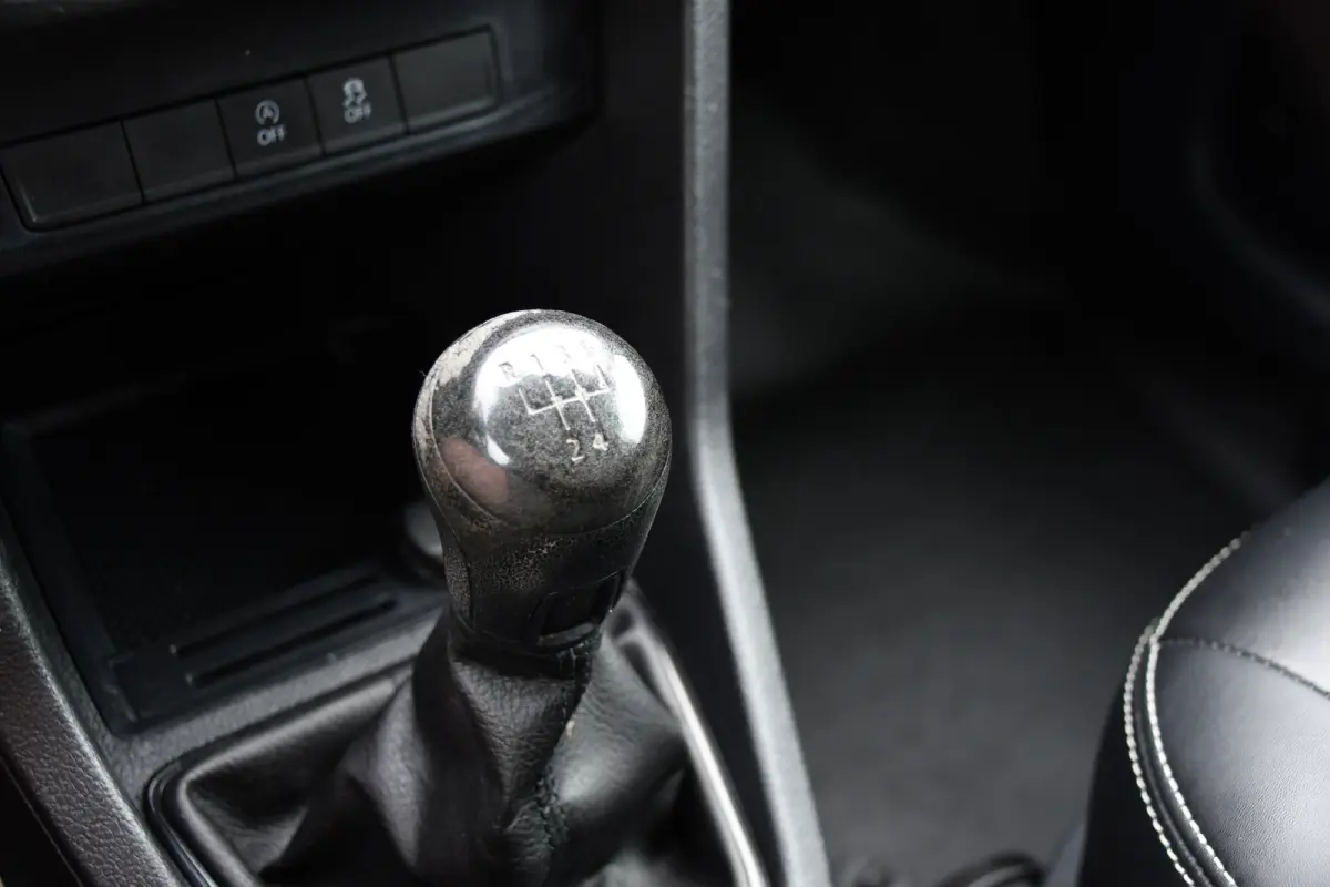 2.0 TDI L1H1 PB Edition Airco, Multimedia, Leder, 185pk, Radio, Uniek!