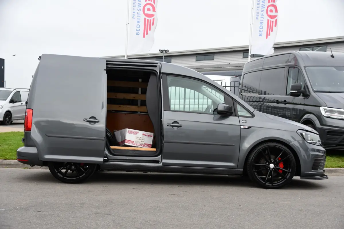 2.0 TDI L1H1 PB Edition Airco, Multimedia, Leder, 185pk, Radio, Uniek!