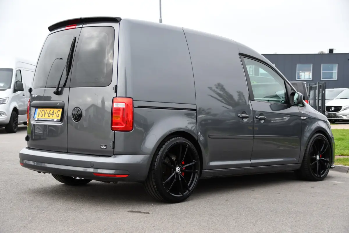 2.0 TDI L1H1 PB Edition Airco, Multimedia, Leder, 185pk, Radio, Uniek!