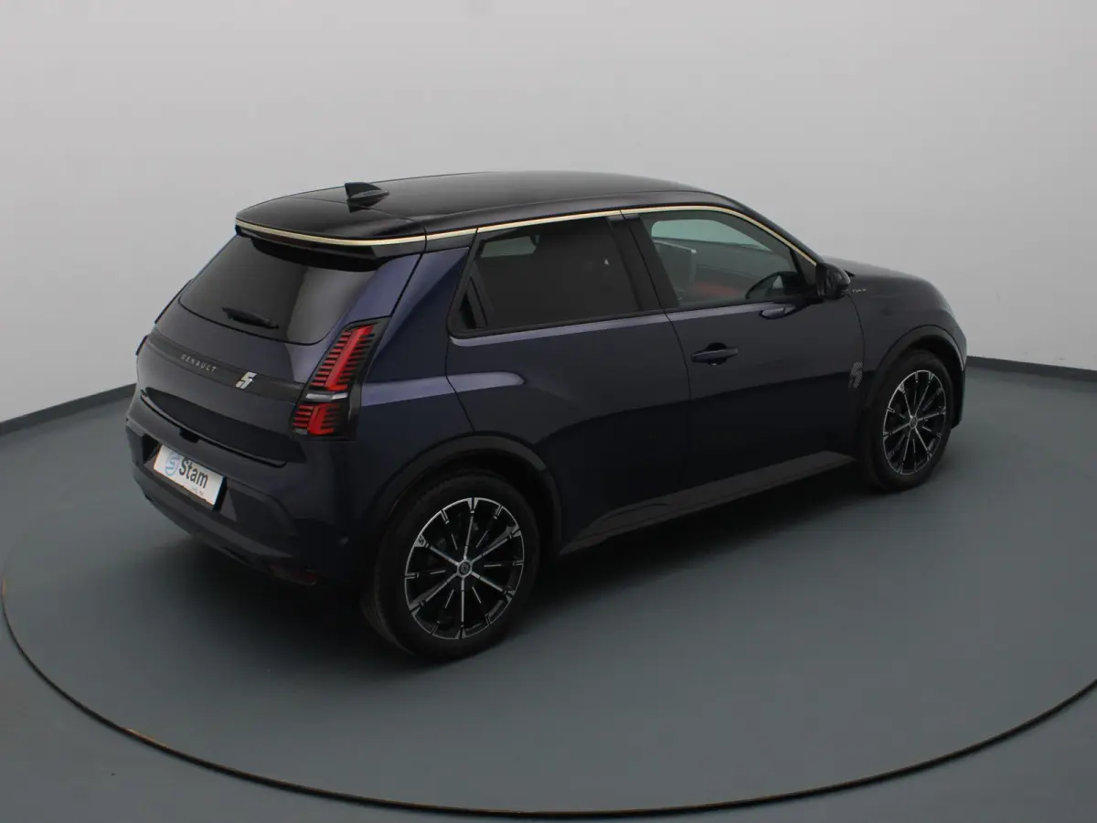 Iconic comfort range 52 kWh Signature Stam Harman Kardon | Leder