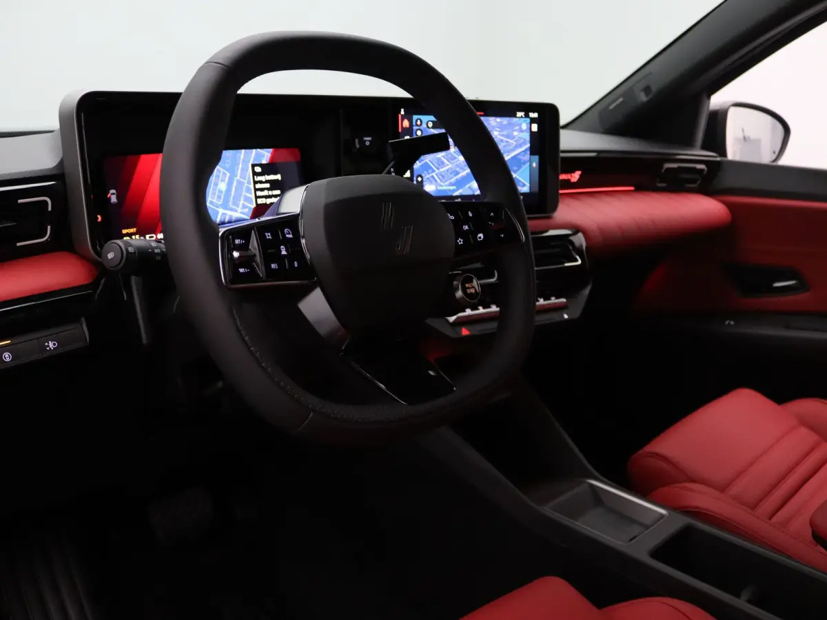 Iconic comfort range 52 kWh Signature Stam Harman Kardon | Leder