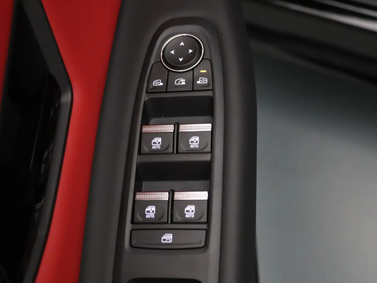 Iconic comfort range 52 kWh Signature Stam Harman Kardon | Leder