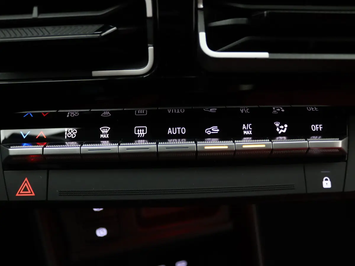 Iconic comfort range 52 kWh Signature Stam Harman Kardon | Leder