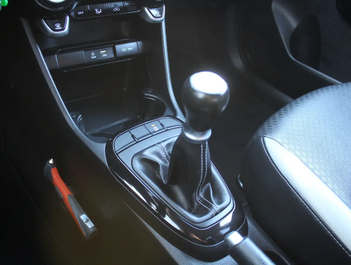 1.0 CVVT Design Edition CLIMATE | CARPLAY | CRUISE | LMV16 | NAVI | LED | CAMERA | LEDER