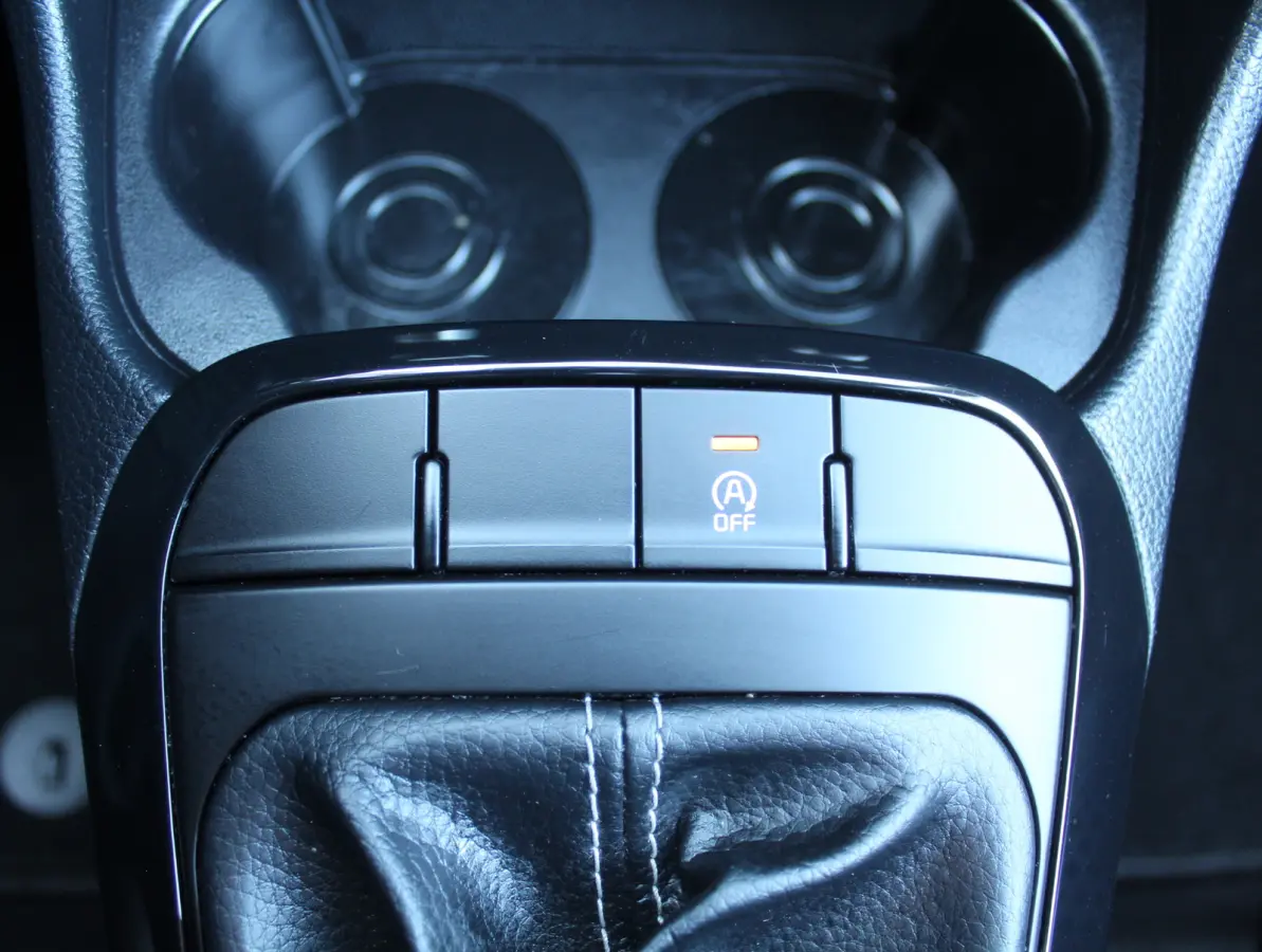 1.0 CVVT Design Edition CLIMATE | CARPLAY | CRUISE | LMV16 | NAVI | LED | CAMERA | LEDER