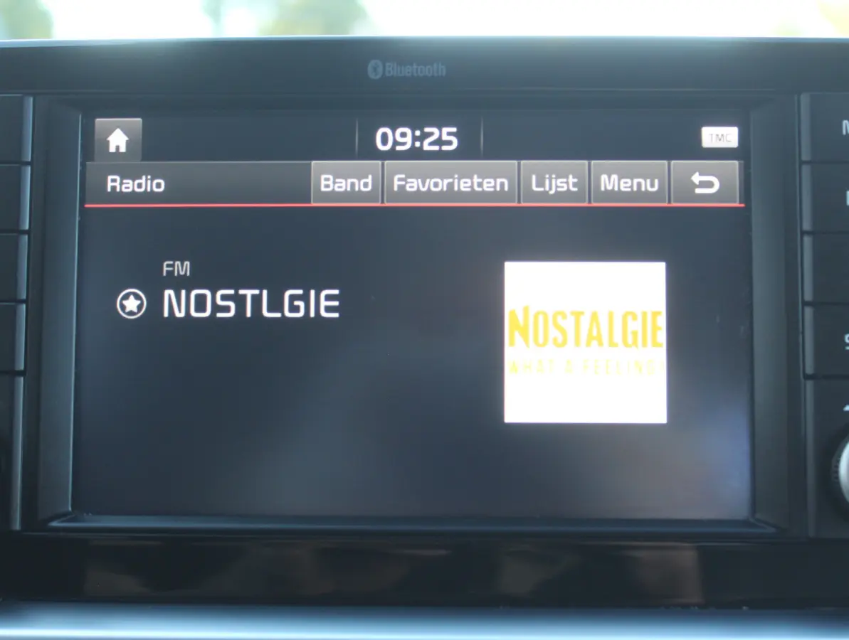 1.0 CVVT Design Edition CLIMATE | CARPLAY | CRUISE | LMV16 | NAVI | LED | CAMERA | LEDER
