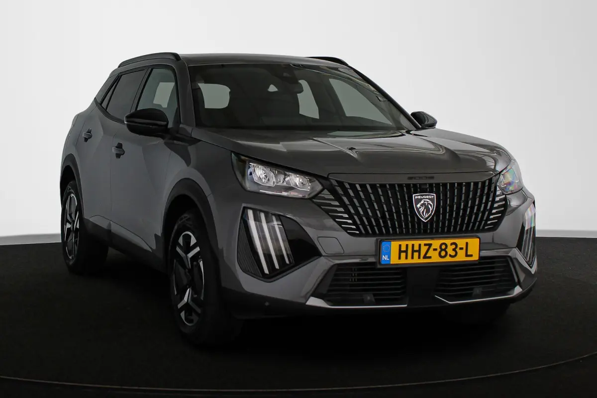 1.2 Hybrid 145 Allure Keyless 360 Camera Dodehoek