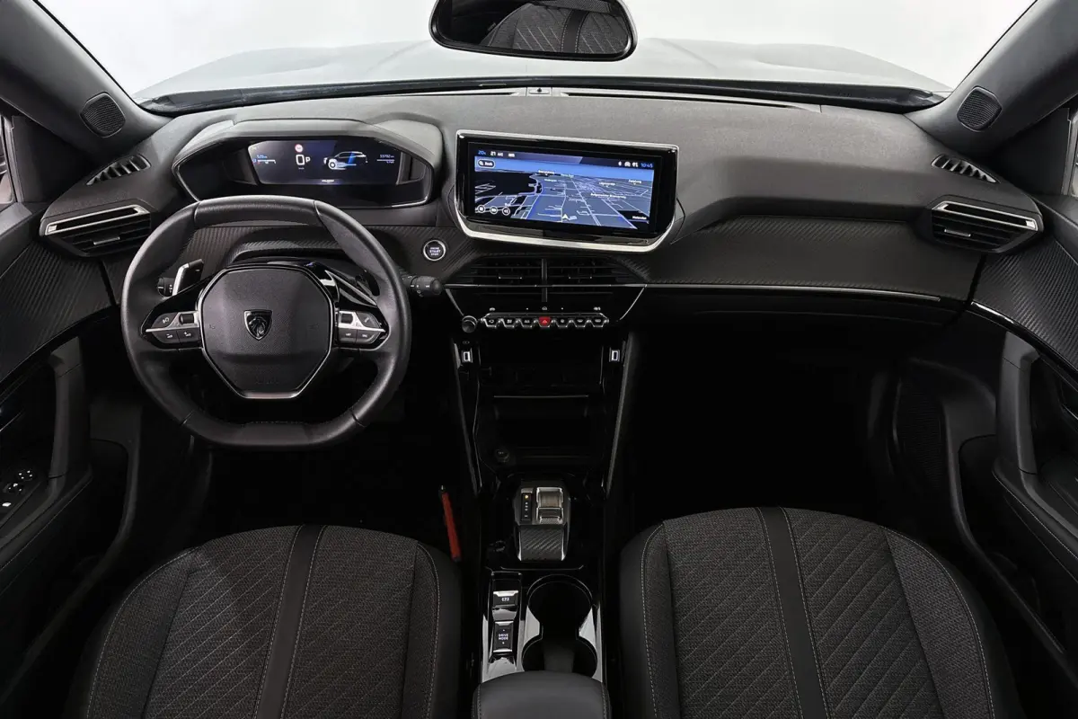 1.2 Hybrid 145 Allure Keyless 360 Camera Dodehoek