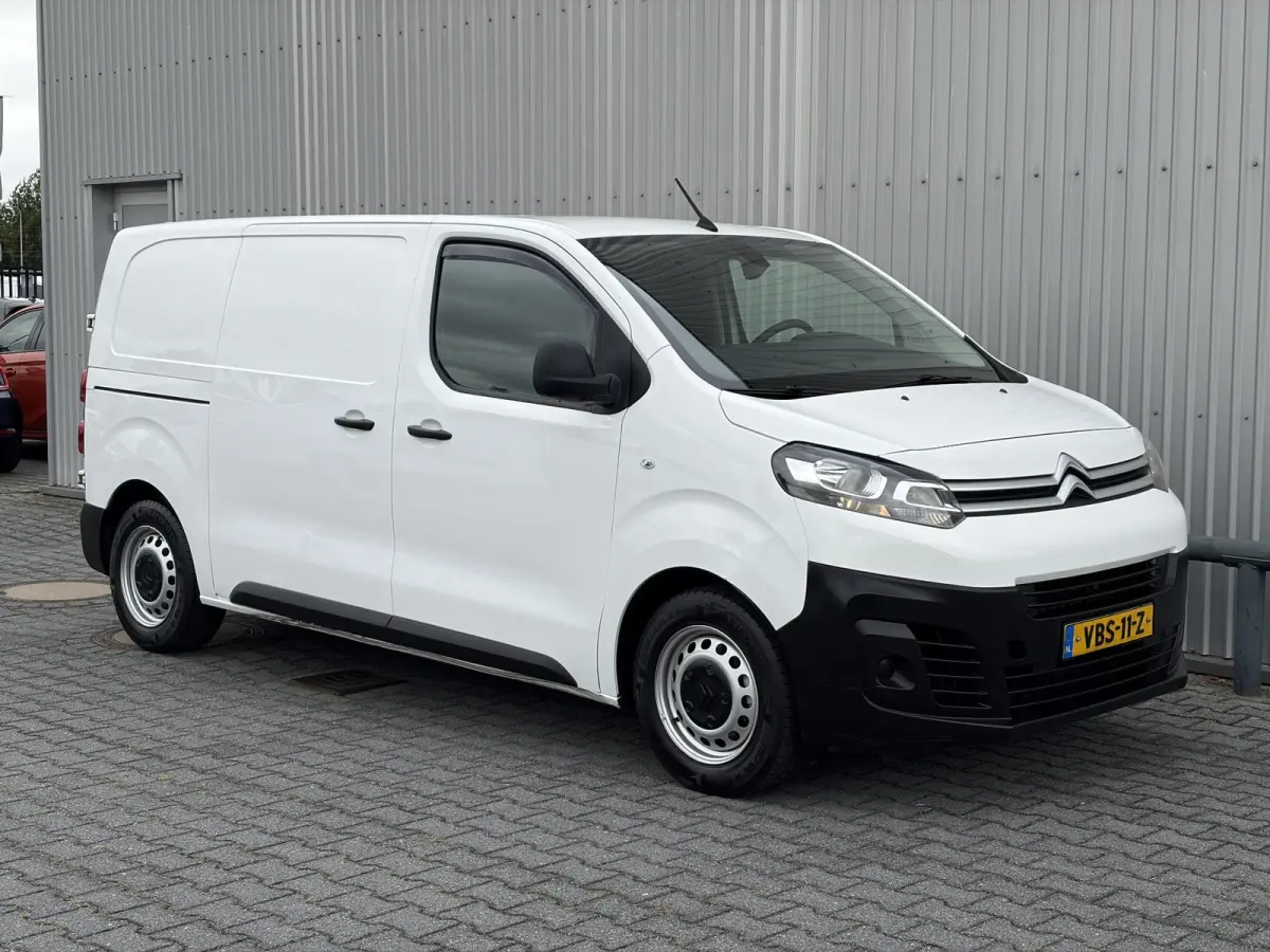 1.6 BlueHDI 95 M*HAAK*A/C*CRUISE*PDC*NAVI*3-PERS*