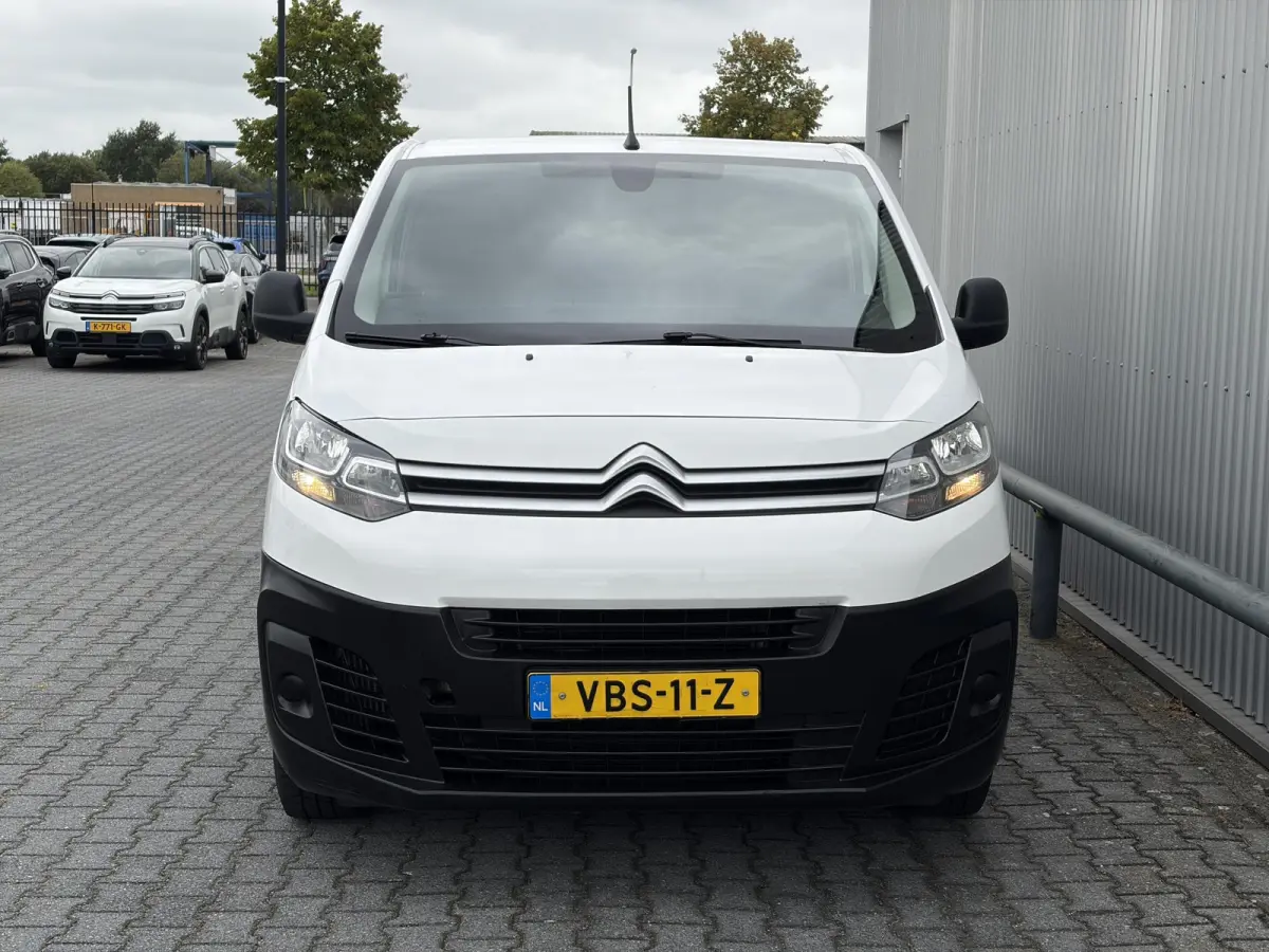 1.6 BlueHDI 95 M*HAAK*A/C*CRUISE*PDC*NAVI*3-PERS*