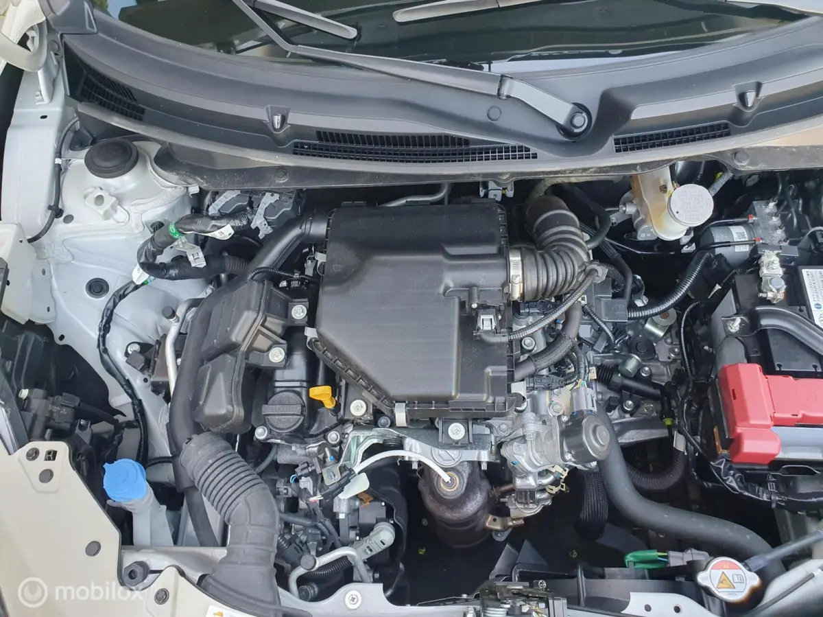 1.2 Style Smart Hybrid