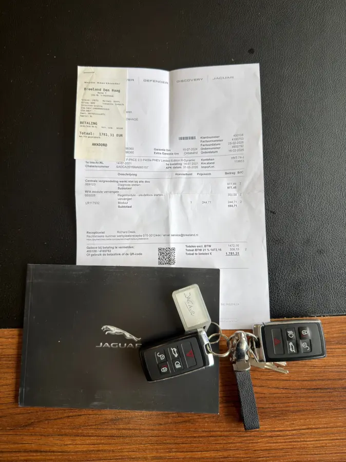 2.0 P400e PHEV| NAVIGATEI\CAMERA| LEDER | PANORAMA