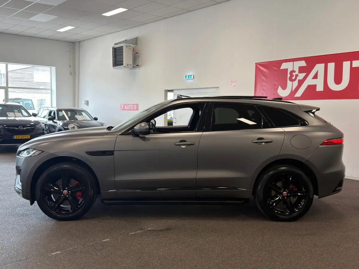 2.0 P400e PHEV| NAVIGATEI\CAMERA| LEDER | PANORAMA