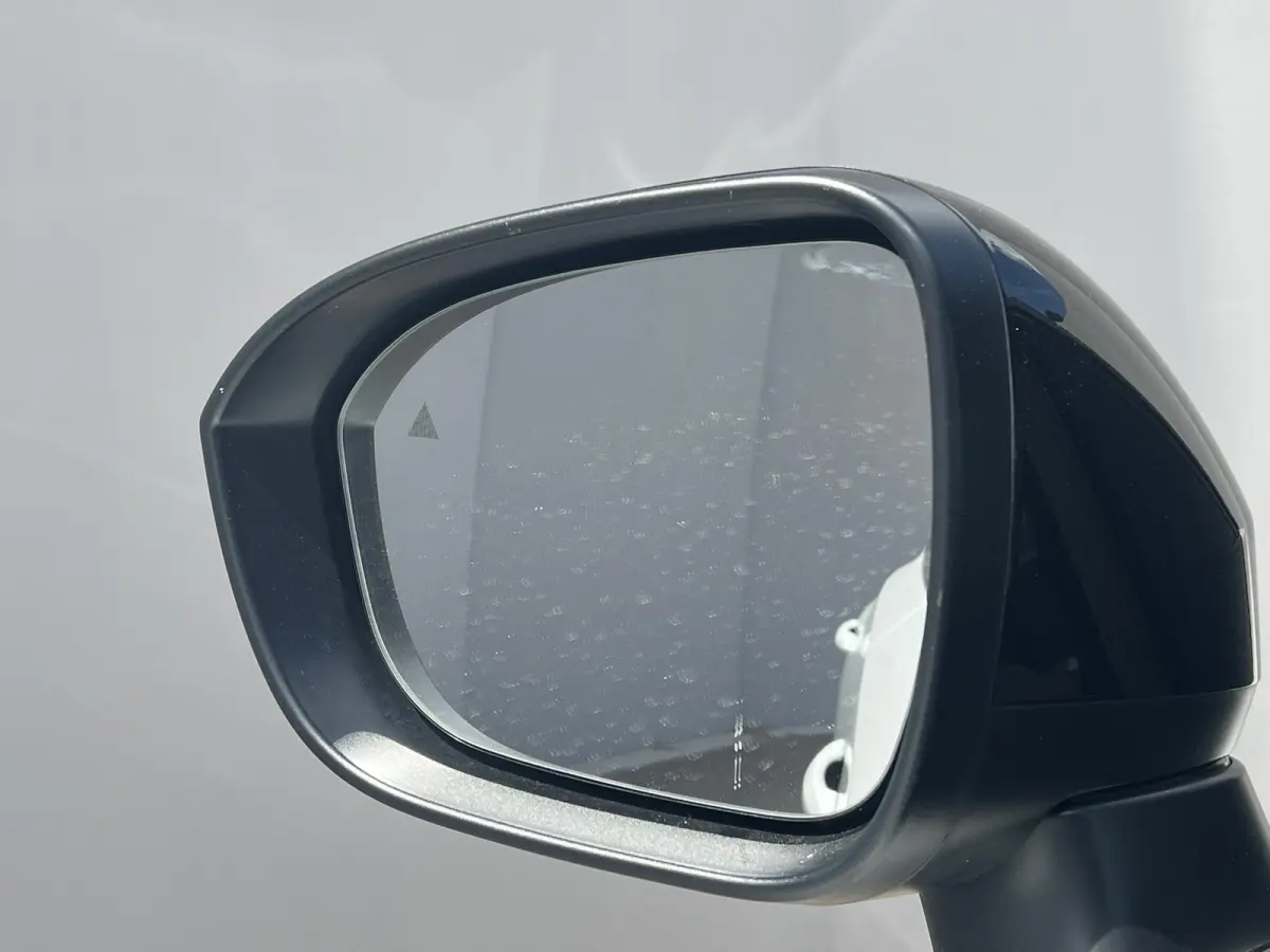 1.5 e-Power N-Design / Fabrieksgarantie tot 12-2028 / Leder Alcantara bekleding / HUD / Camera 360° / Navigatie / Apple Carplay Android / Elektr. stoel en klep / 20"LM wielen