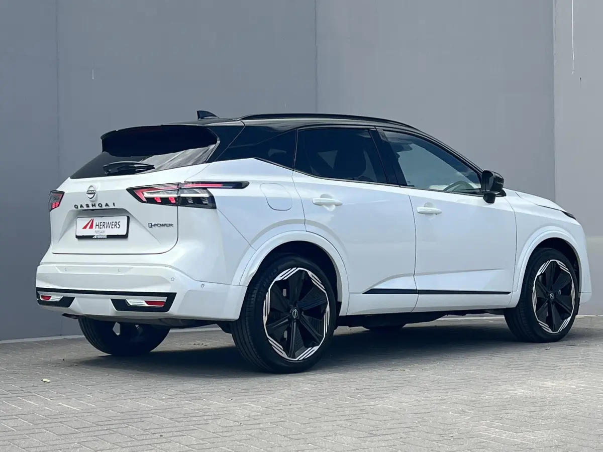 1.5 e-Power N-Design / Fabrieksgarantie tot 12-2028 / Leder Alcantara bekleding / HUD / Camera 360° / Navigatie / Apple Carplay Android / Elektr. stoel en klep / 20"LM wielen