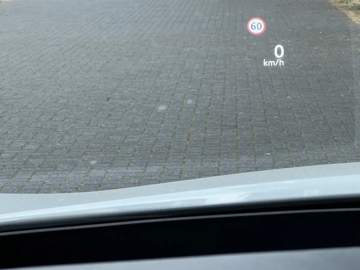 1.5 e-Power N-Design / Fabrieksgarantie tot 12-2028 / Leder Alcantara bekleding / HUD / Camera 360° / Navigatie / Apple Carplay Android / Elektr. stoel en klep / 20"LM wielen