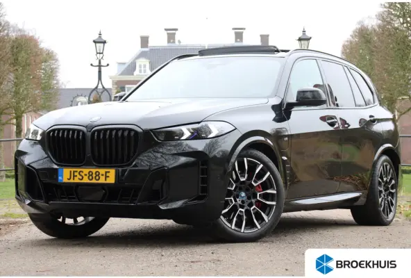 xDrive50e M Sport | UNIEK! | ELEKTR. TREKHAAK | PANODAK | STOEL + STUURVERWARMING | M-SPORT | ADAPTIVE CRUISE | DODE HOEK | 21" LMV