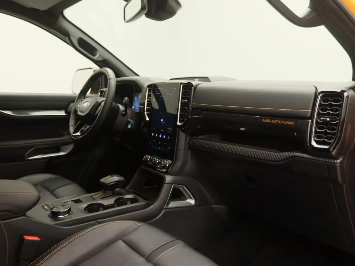 Plug in hybrid Wildtrak Double Cab 2.3 PHEV | Trekhaak | Cargo Area Pack | 4-wiel aandrijving | 3500kg trekgewicht |