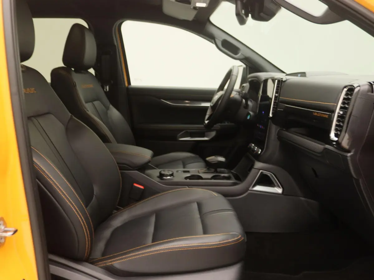Plug in hybrid Wildtrak Double Cab 2.3 PHEV | Trekhaak | Cargo Area Pack | 4-wiel aandrijving | 3500kg trekgewicht |