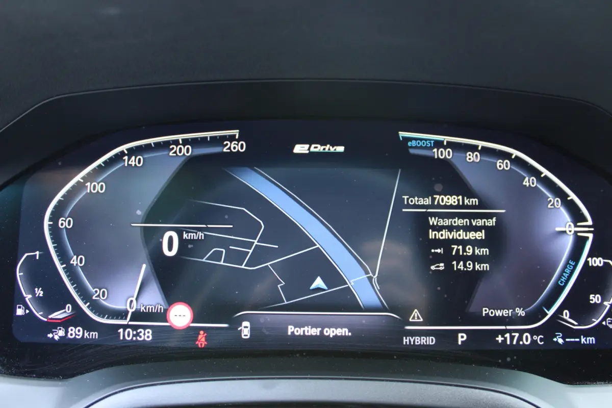 320e HYBRID AUT. BUSINESS SPORT LEDER/CAMERA/CARPLAY
