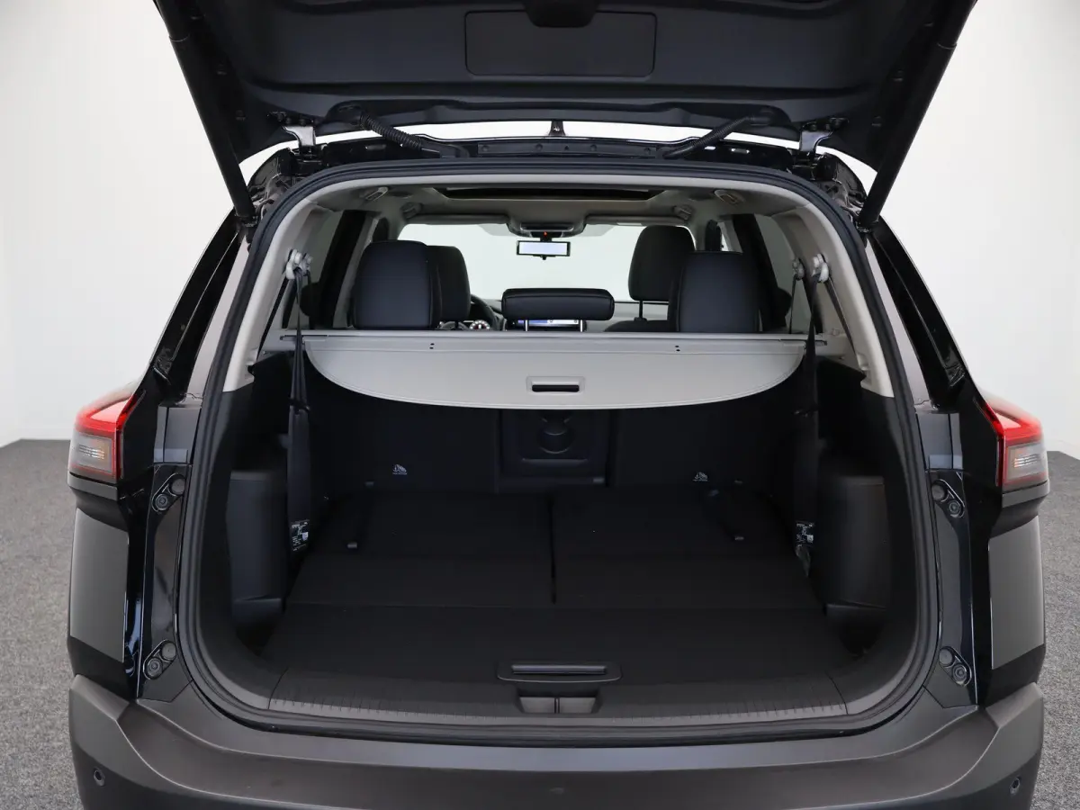 1.5 e-4orce Tekna Plus 4WD 7p. | Panoramadak | 7 Persoons | Bose Audio | Headup Display | 1650kg Trekgewicht |