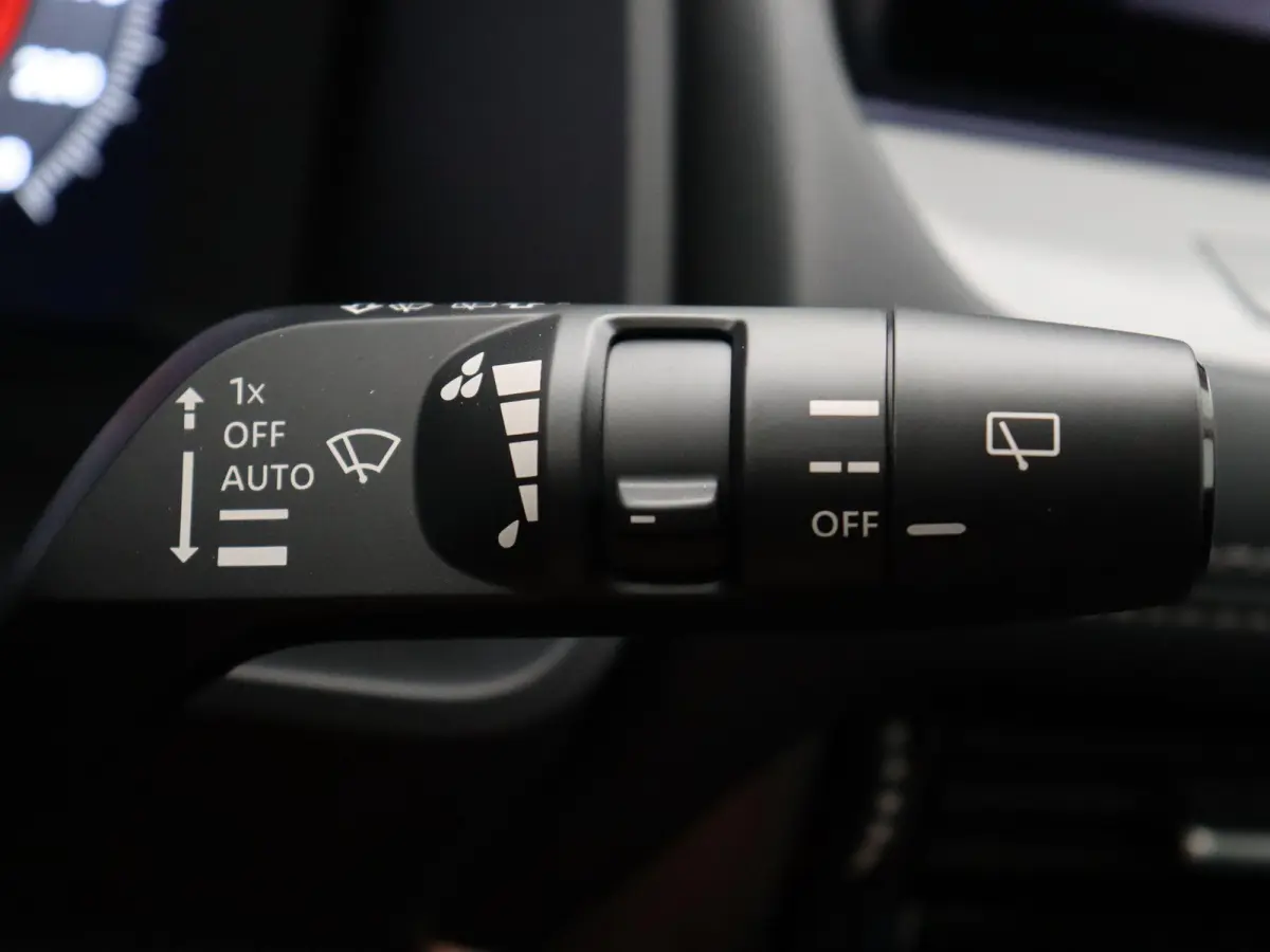 1.5 e-4orce Tekna Plus 4WD 7p. | Panoramadak | 7 Persoons | Bose Audio | Headup Display | 1650kg Trekgewicht |