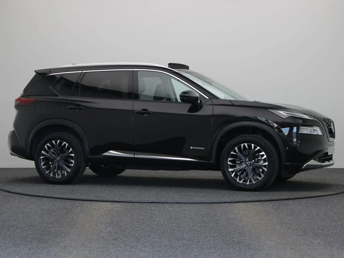 1.5 e-4orce Tekna Plus 4WD 7p. | Panoramadak | 7 Persoons | Bose Audio | Headup Display | 1650kg Trekgewicht |