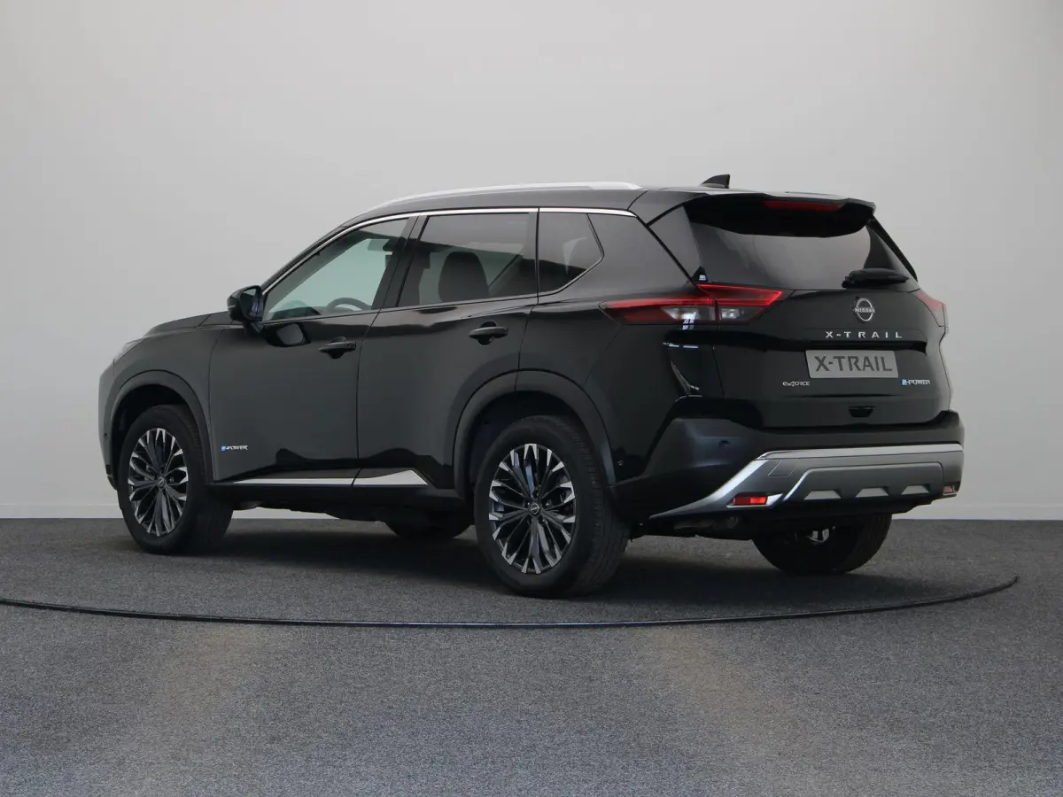 1.5 e-4orce Tekna Plus 4WD 7p. | Panoramadak | 7 Persoons | Bose Audio | Headup Display | 1650kg Trekgewicht |