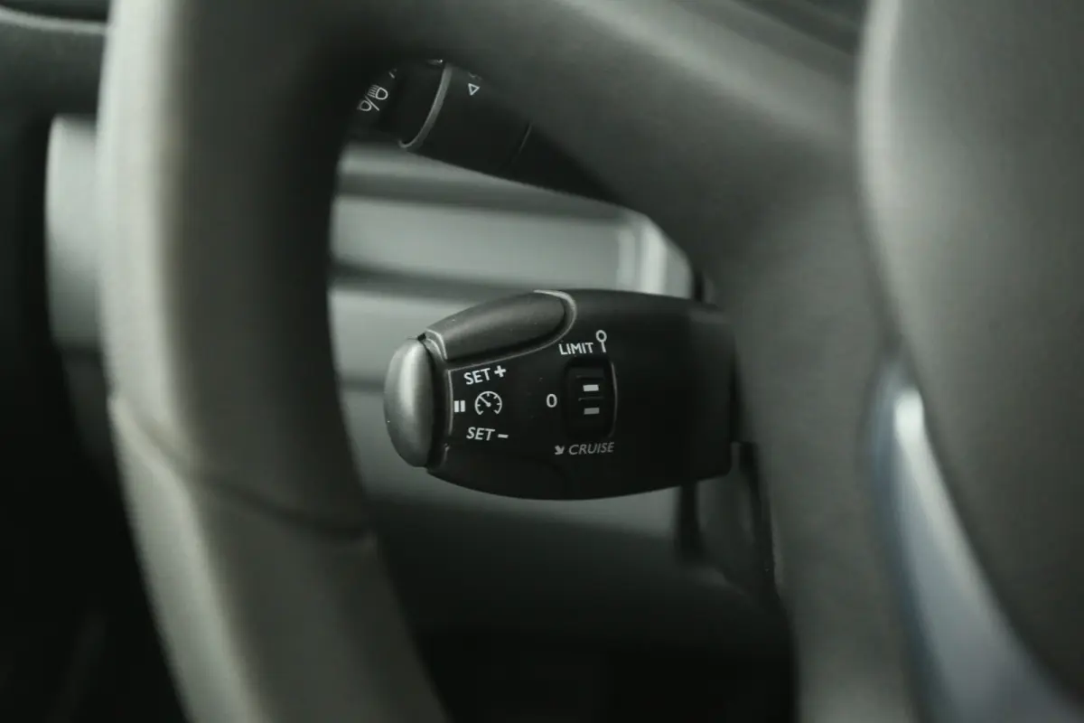 2.0 BlueHDI L3H1 | Marge | Dubbele Cabine | Clima | Cruise | Carplay | Navi | Trekhaak | Parkeersens.