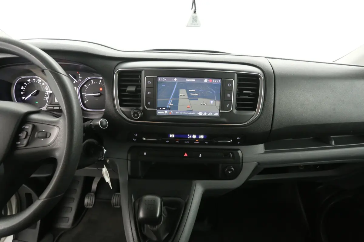 2.0 BlueHDI L3H1 | Marge | Dubbele Cabine | Clima | Cruise | Carplay | Navi | Trekhaak | Parkeersens.