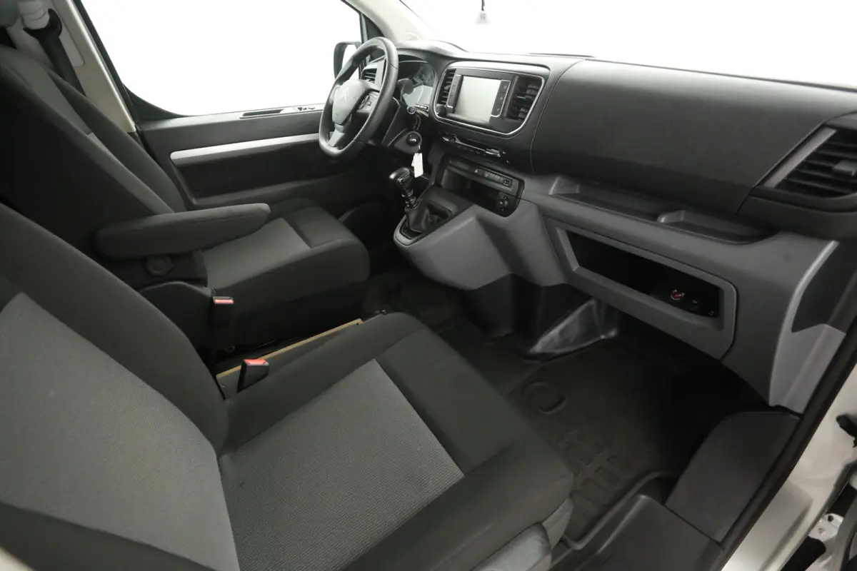 2.0 BlueHDI L3H1 | Marge | Dubbele Cabine | Clima | Cruise | Carplay | Navi | Trekhaak | Parkeersens.