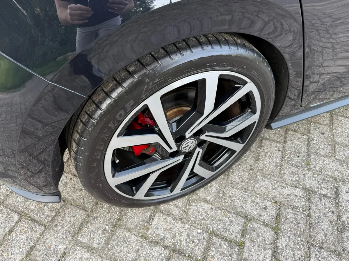 2.0 TSI GTI DSG I PANO I LED I VOLL I CRUISE I CARPLAY I CAMERA