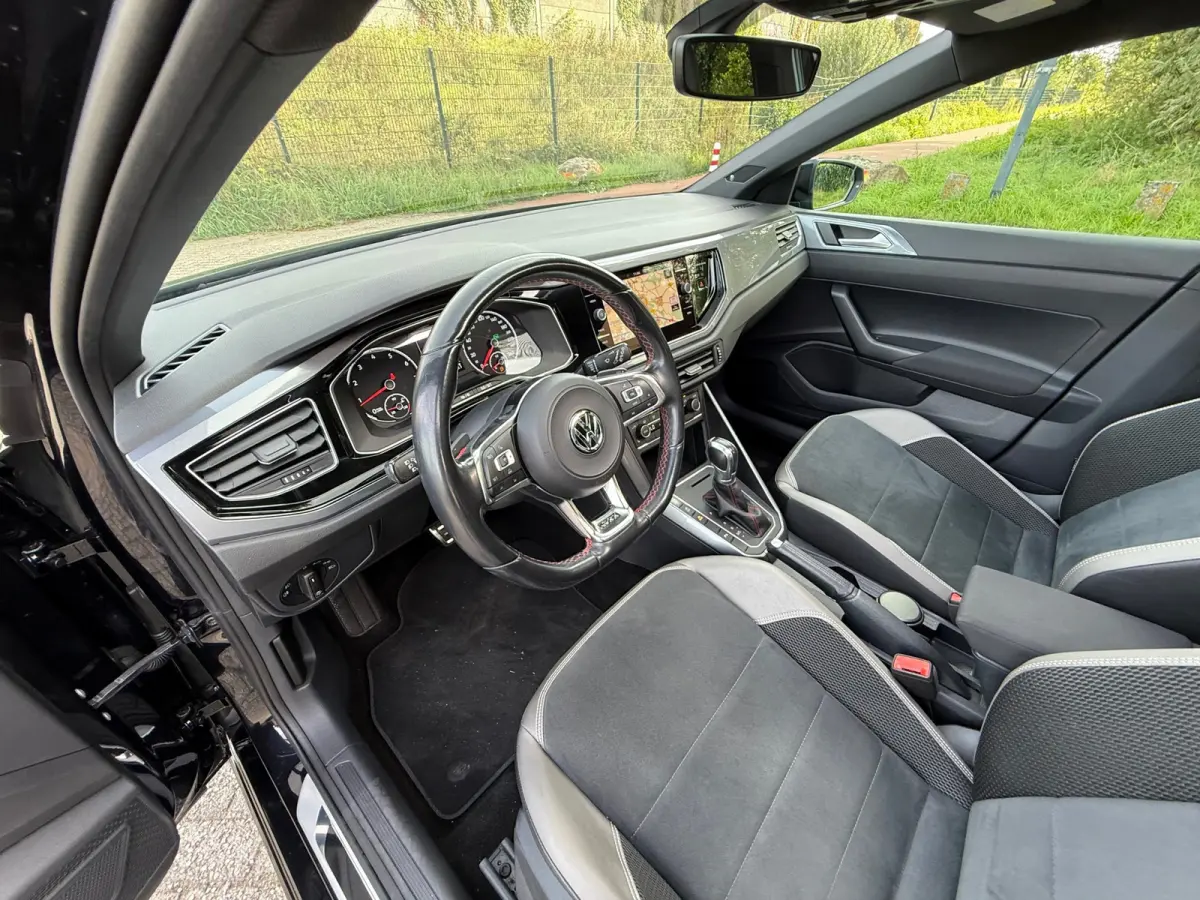 2.0 TSI GTI DSG I PANO I LED I VOLL I CRUISE I CARPLAY I CAMERA