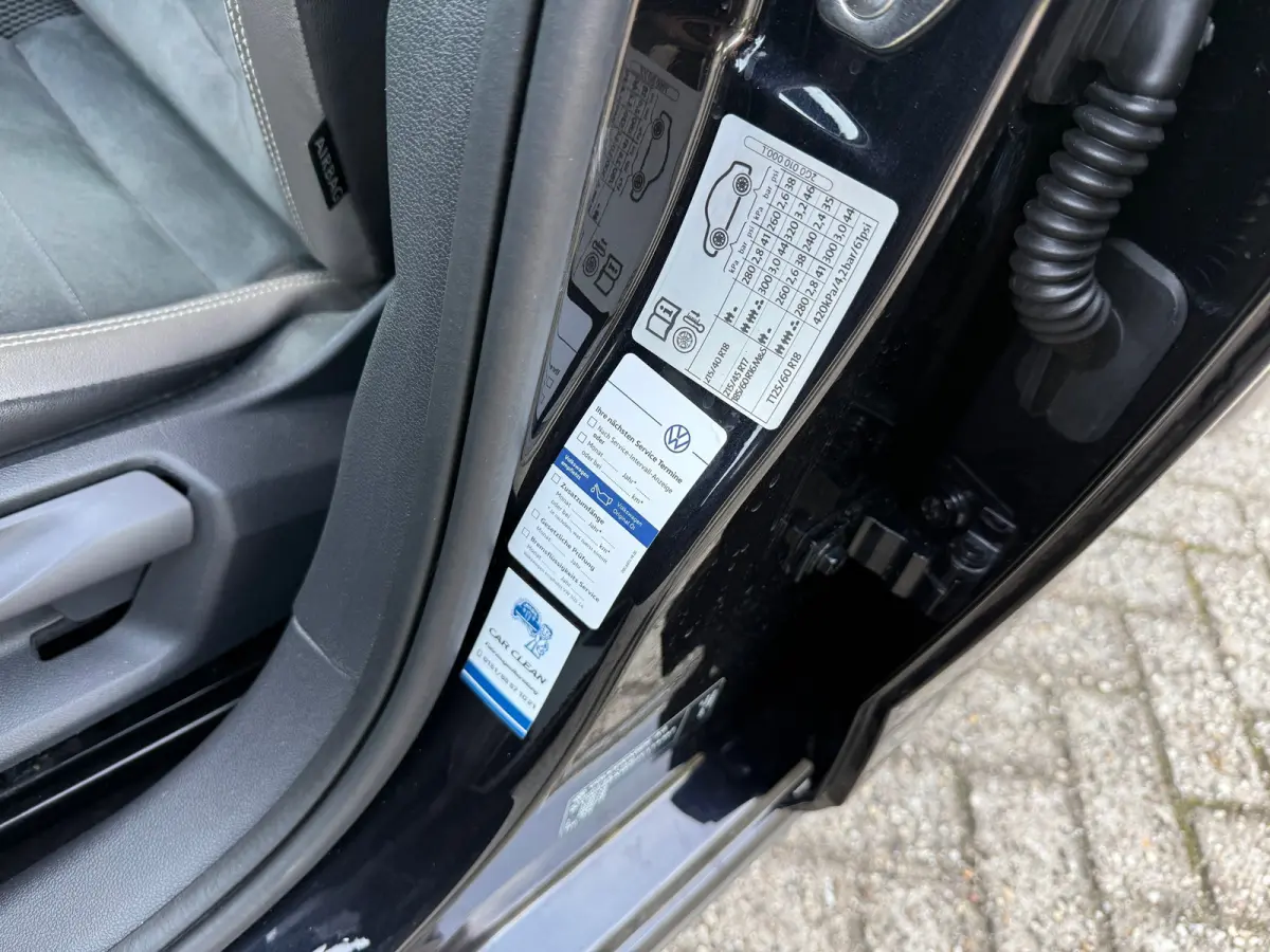 2.0 TSI GTI DSG I PANO I LED I VOLL I CRUISE I CARPLAY I CAMERA