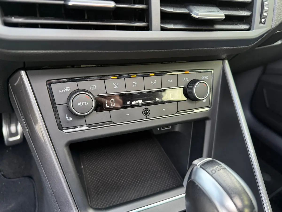 2.0 TSI GTI DSG I PANO I LED I VOLL I CRUISE I CARPLAY I CAMERA