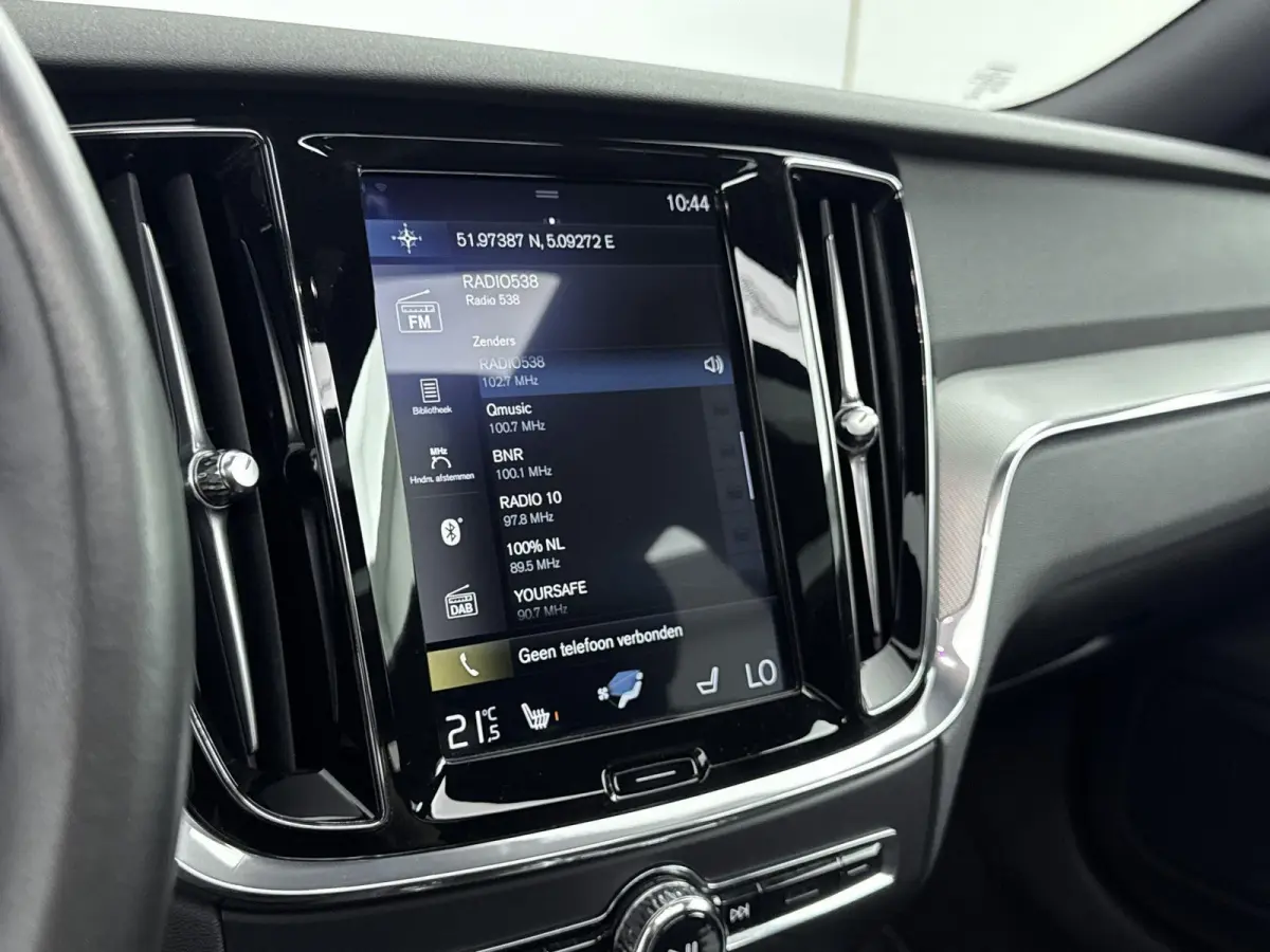 2.0 T8 Twin Engine AWD R-Design | PANORAMADAK | LEDER | HEAD UP