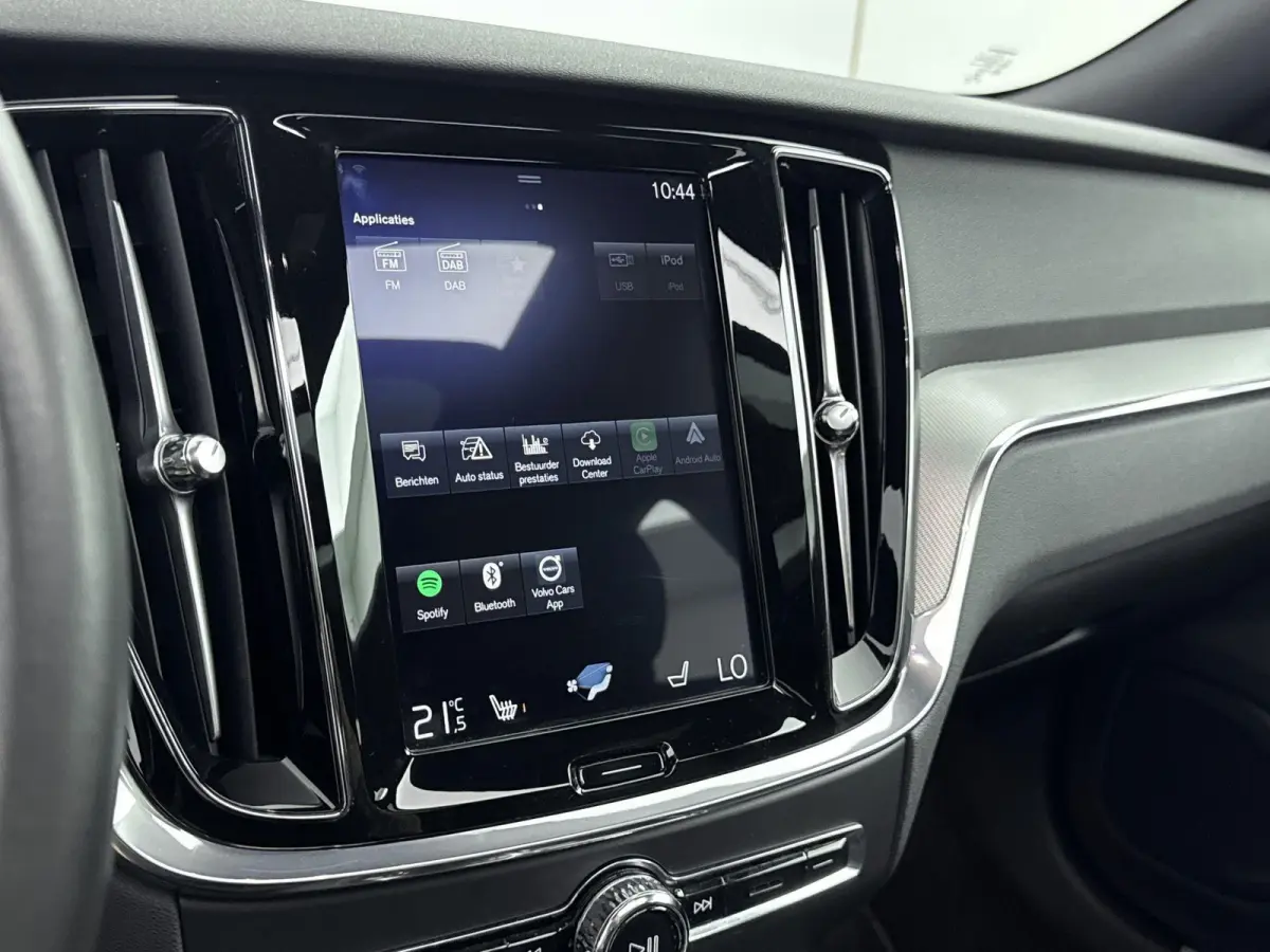 2.0 T8 Twin Engine AWD R-Design | PANORAMADAK | LEDER | HEAD UP