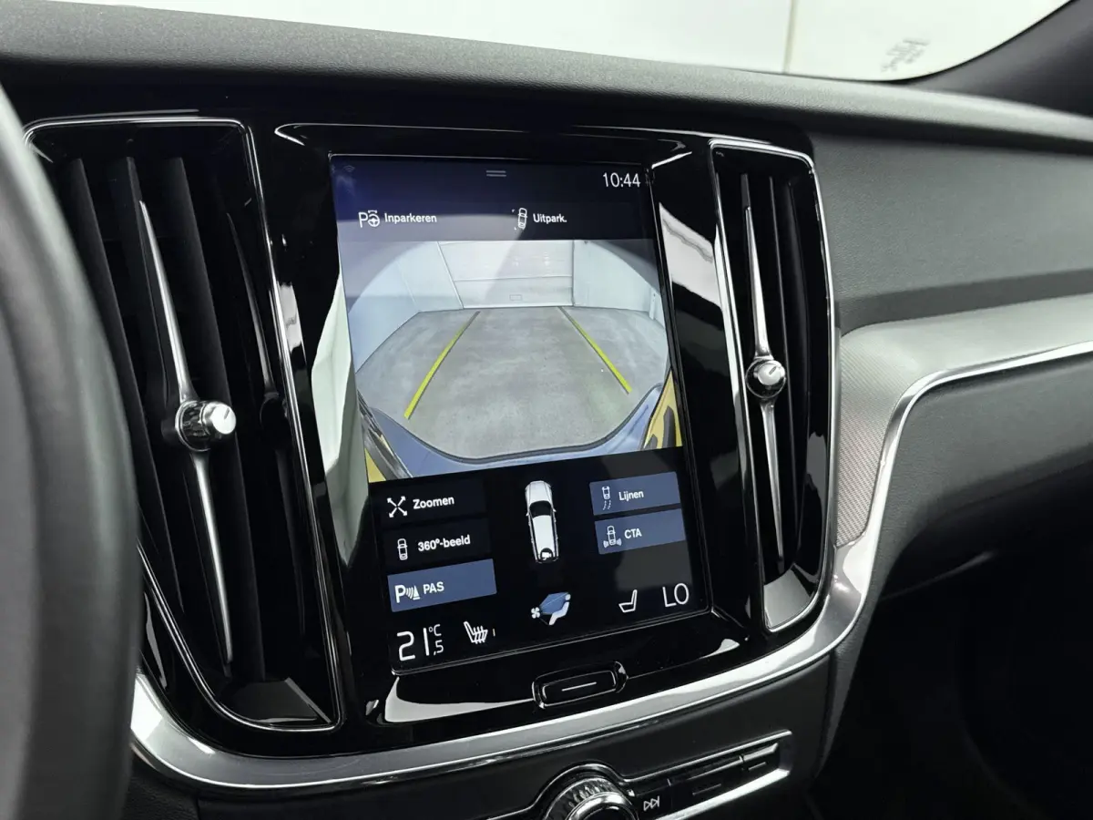 2.0 T8 Twin Engine AWD R-Design | PANORAMADAK | LEDER | HEAD UP