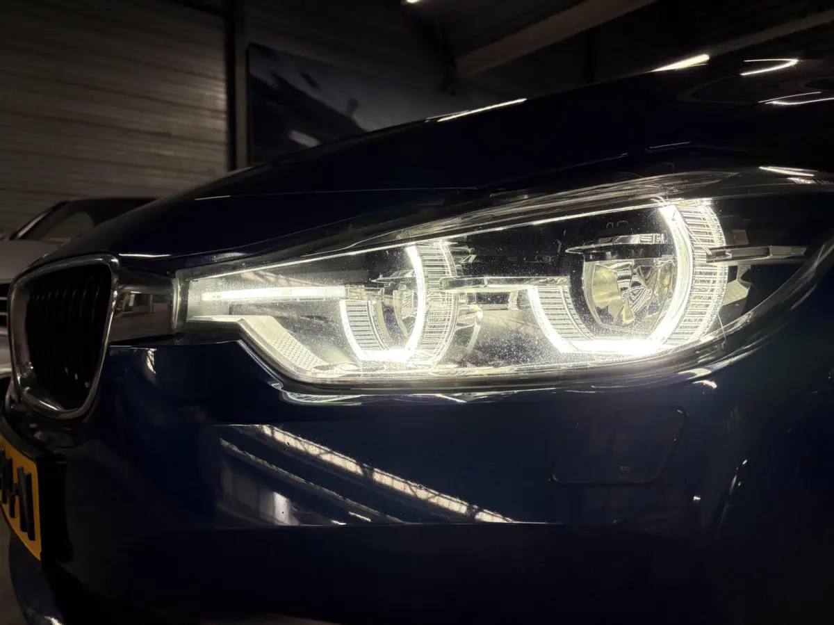 320i 184pk | LED | Elek. Klep | Navi 320i