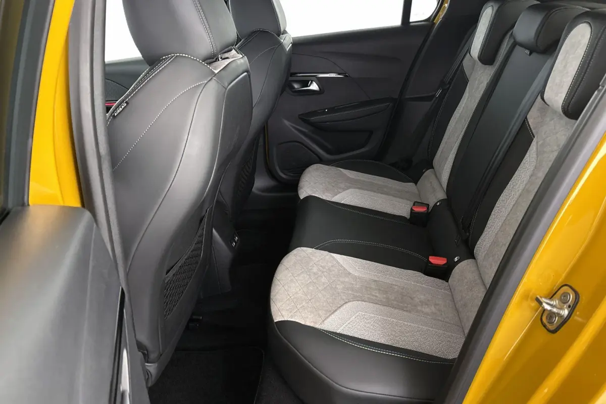 EV GT Pack 50 kWh Stoelverwarming Camera Keyless Apple CarPlay