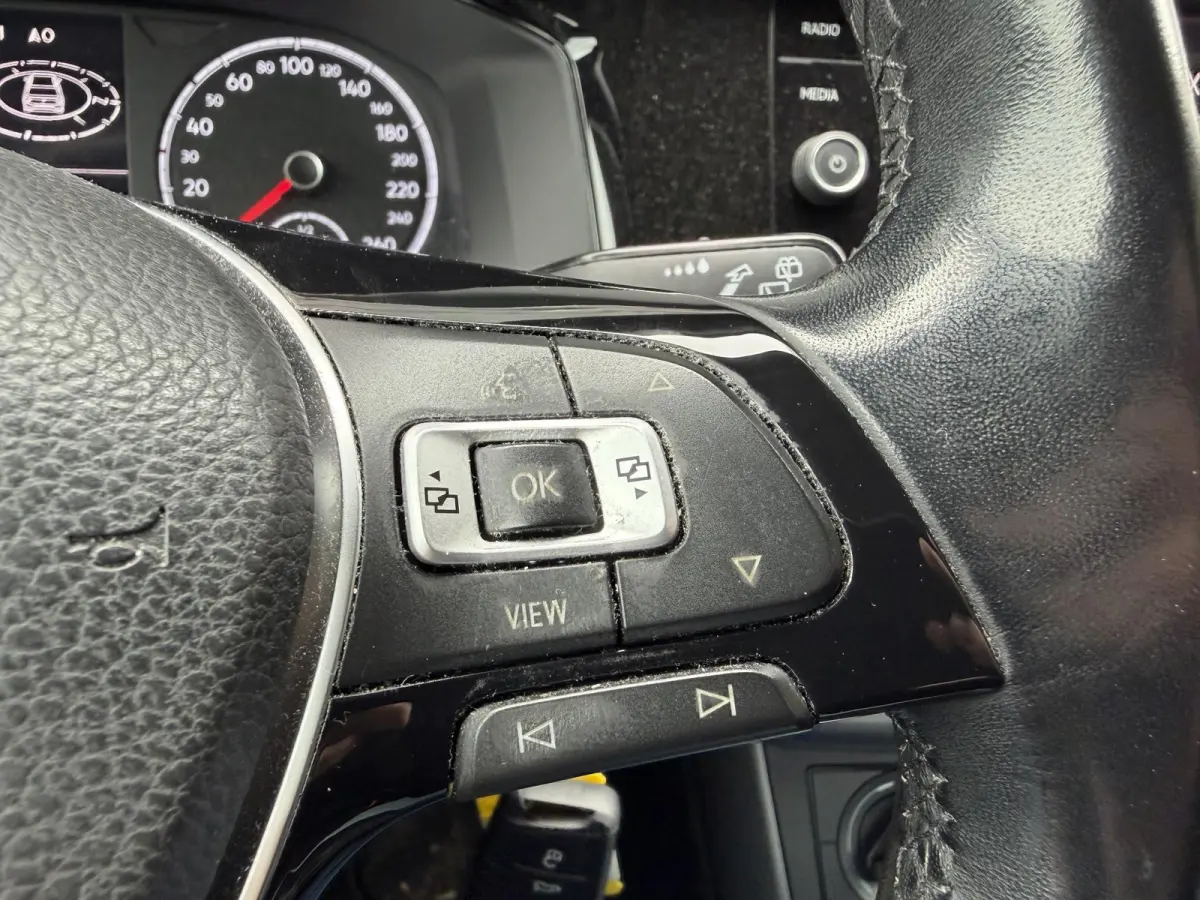 1.0 TSI Comfortline | Navigatie | Parkeersensoren | DAB | Apple Carplay |