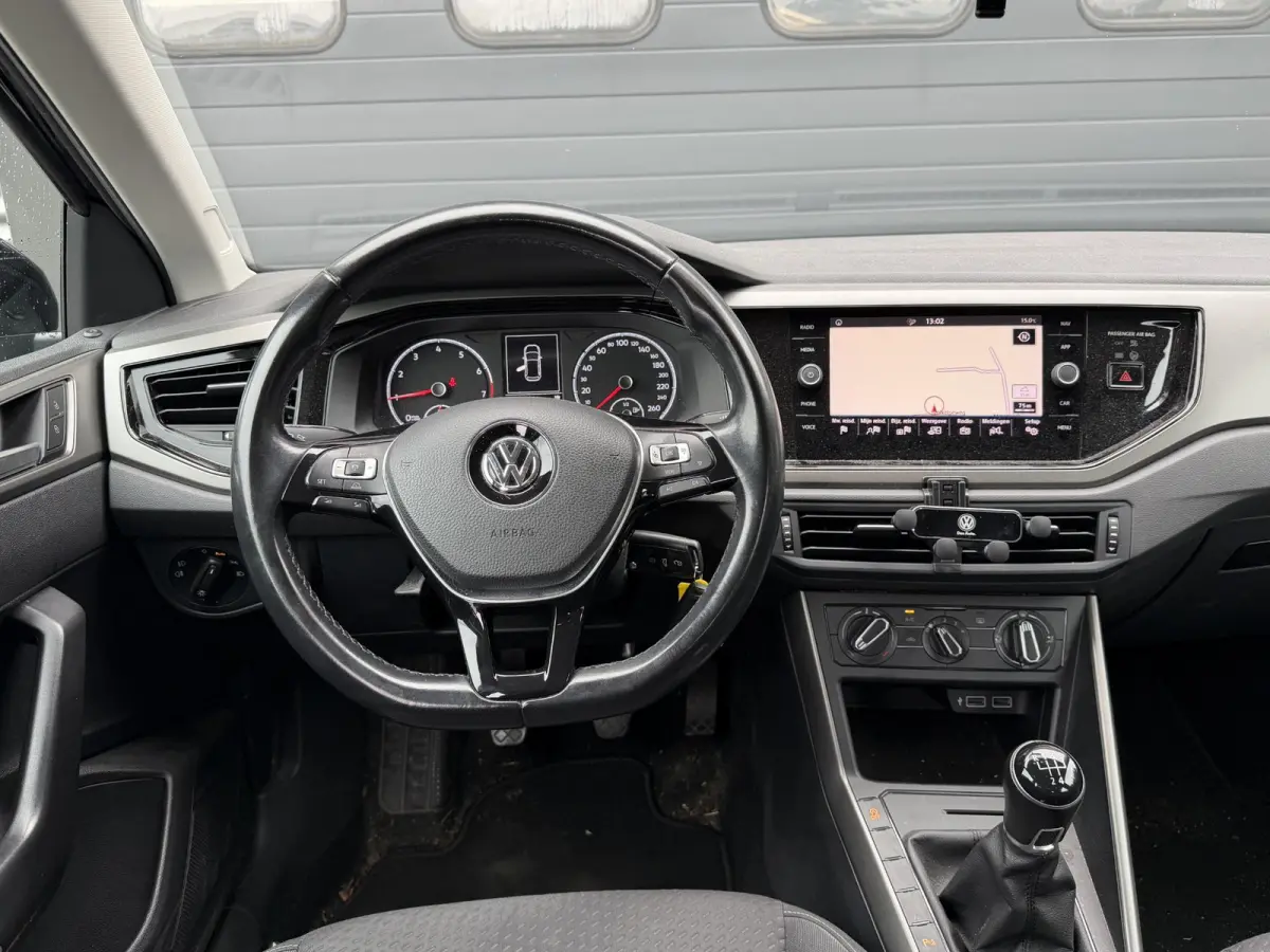 1.0 TSI Comfortline | Navigatie | Parkeersensoren | DAB | Apple Carplay |