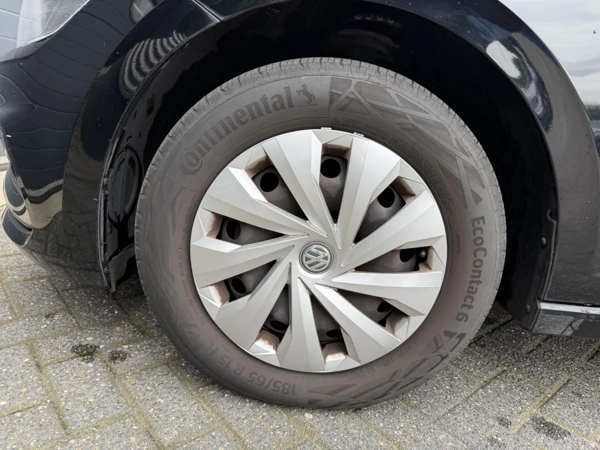 1.0 TSI Comfortline | Navigatie | Parkeersensoren | DAB | Apple Carplay |
