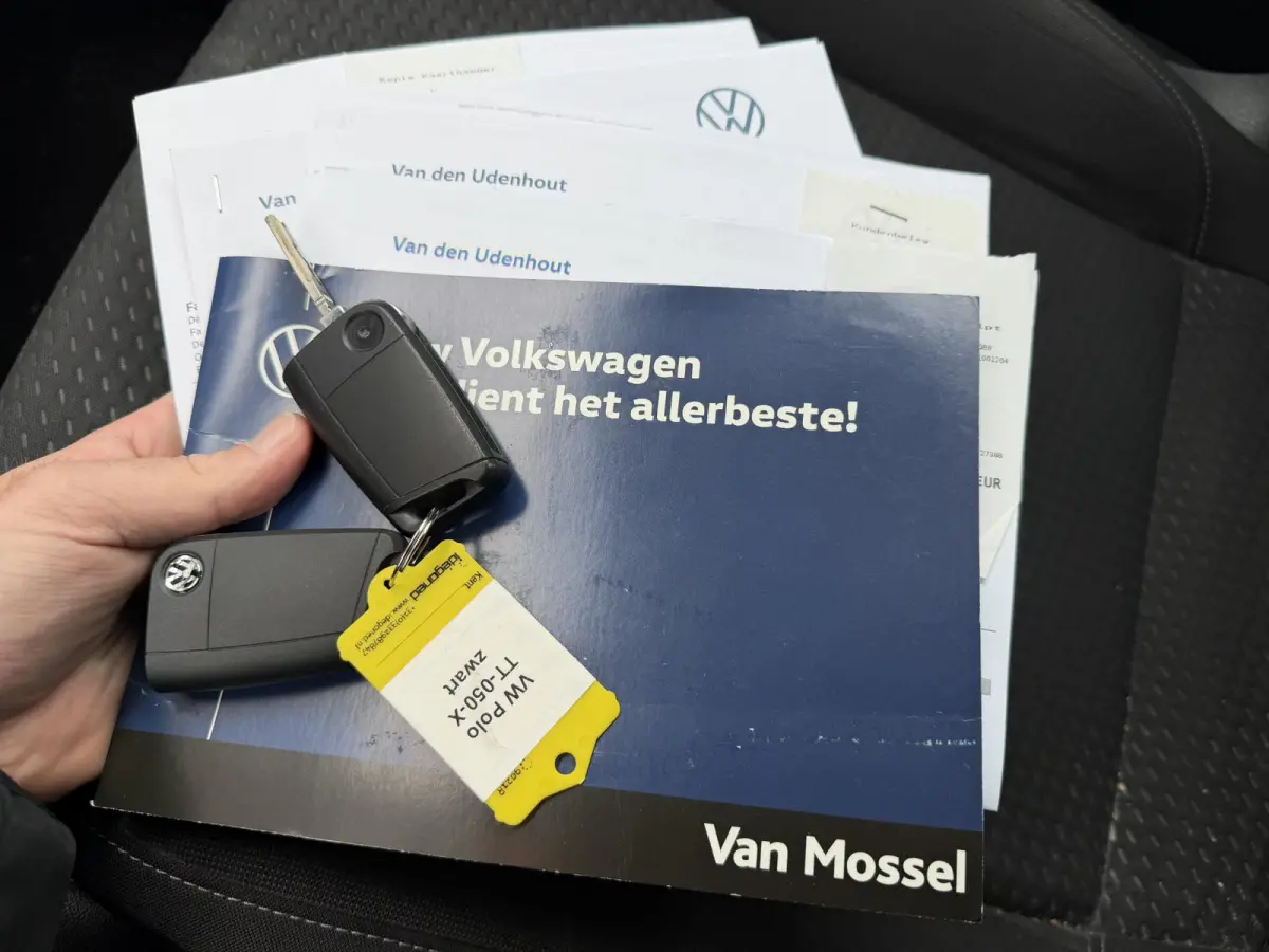 1.0 TSI Comfortline | Navigatie | Parkeersensoren | DAB | Apple Carplay |