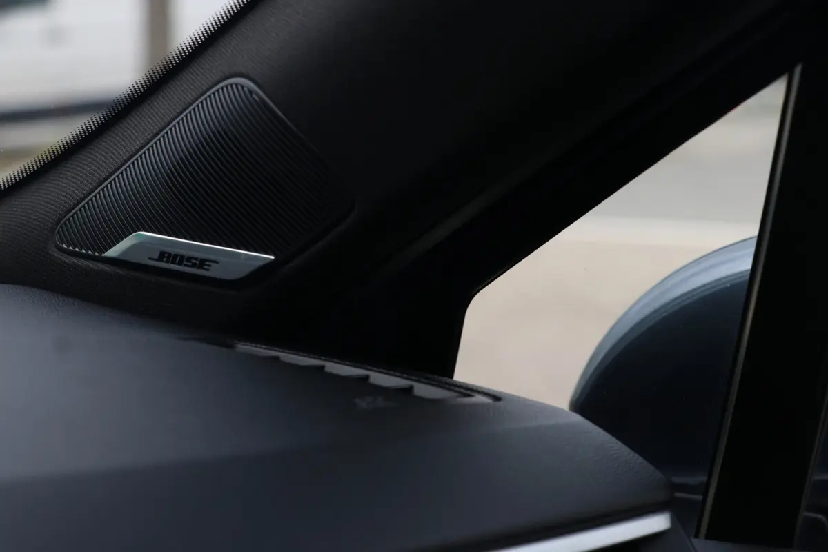 1.3 TCe Intens Bose audio | stuurverwarming | CC | Dealer onderhouden