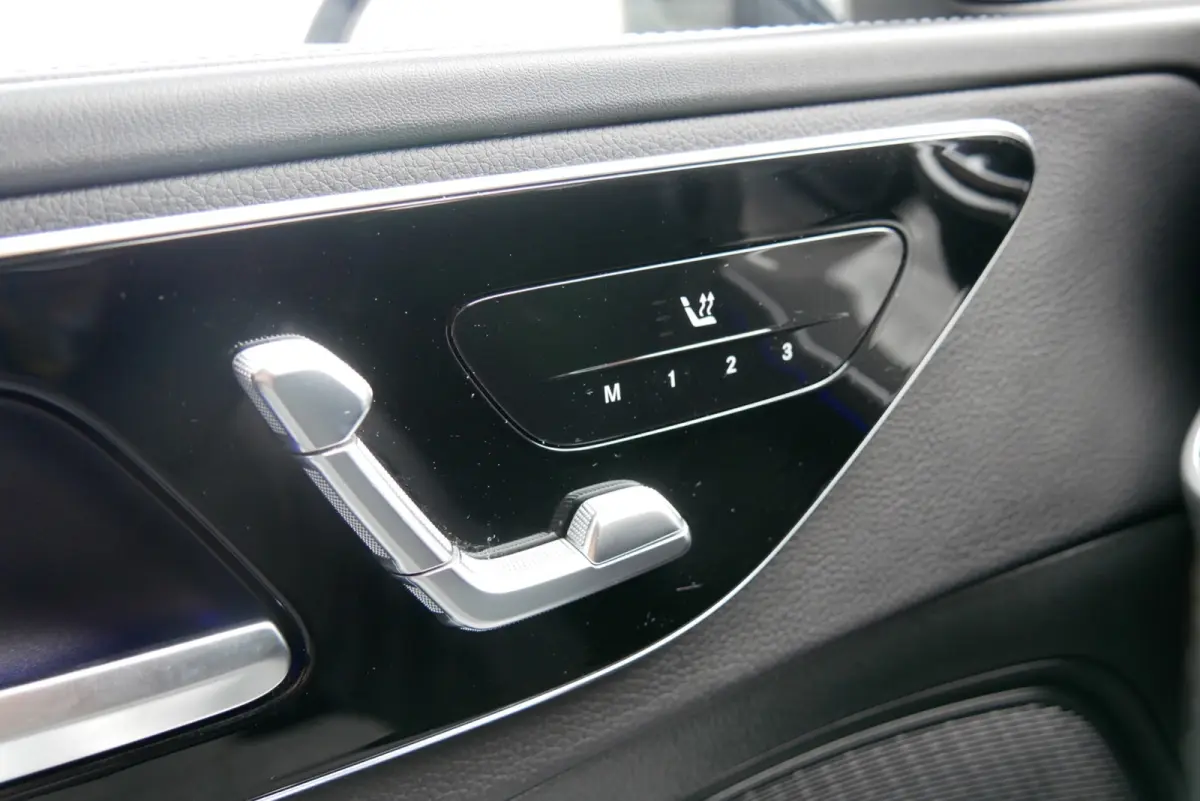 300 e AMG pano. 360 camera. hud. memory